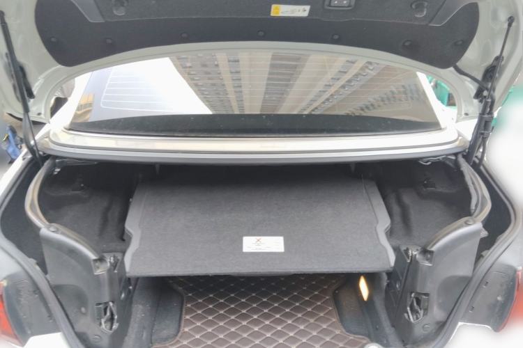 Used BMW 4 Series 2019 425i Convertible M Sport Package Trunk