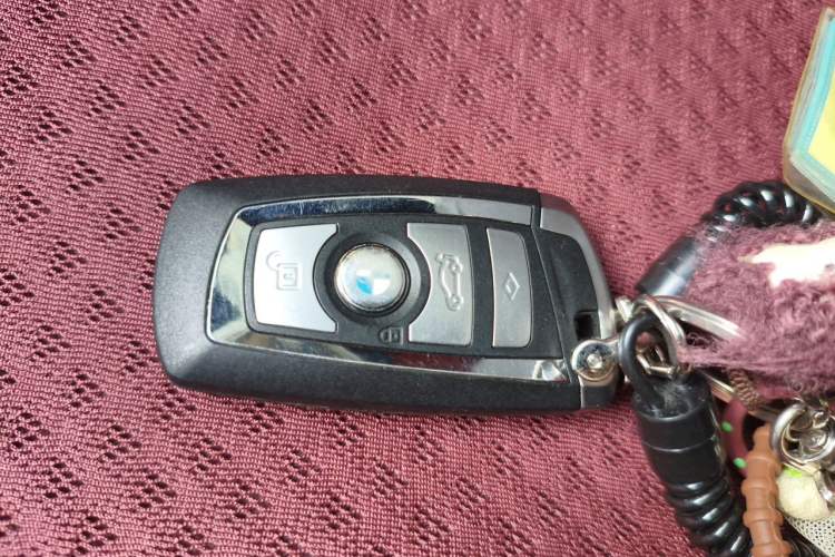 Used BMW 4 Series 2019 425i Convertible M Sport Package Vehicle Key