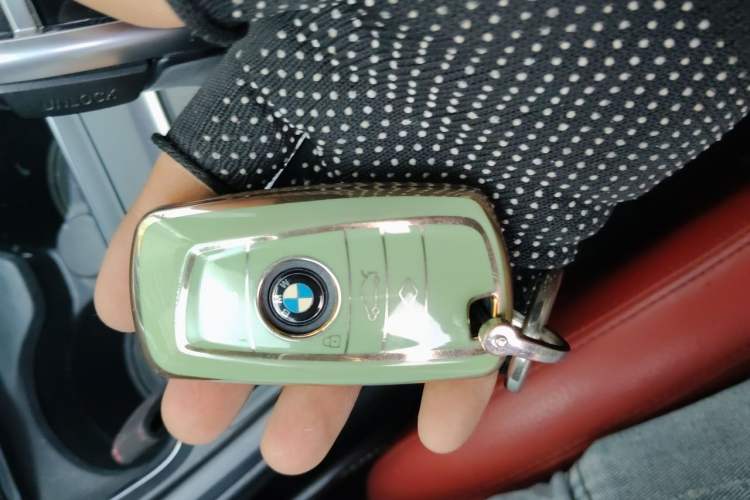 Used BMW 4 Series 2019 425i Convertible M Sport Package Vehicle Key