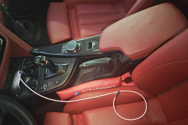Used BMW 4 Series 2019 425i Convertible M Sport Package Vehicle Key