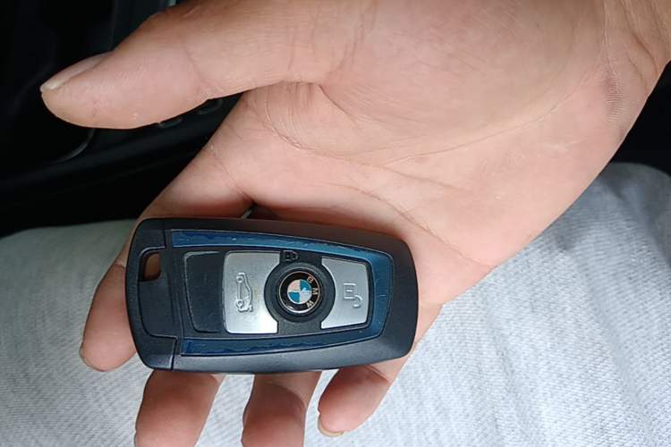 Used BMW 4 Series 2019 425i Gran Coupe M Sport Package Vehicle Key