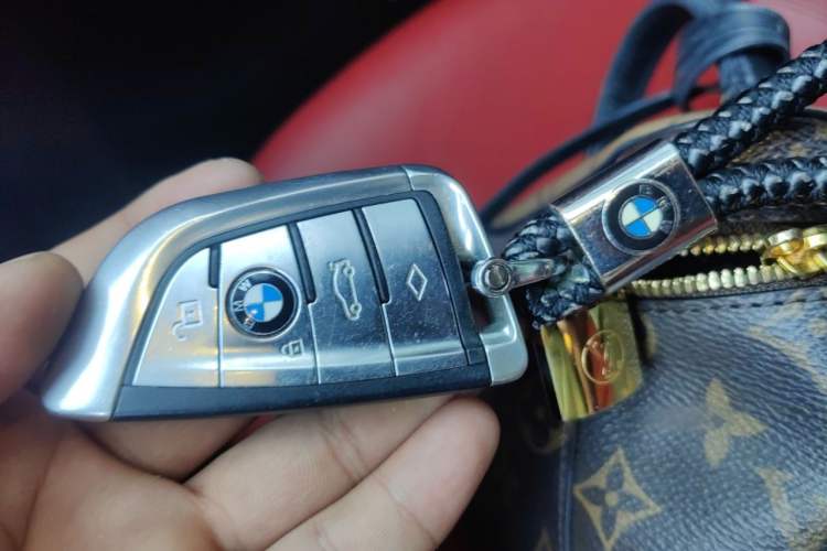 Used BMW 4 Series 2019 425i Convertible M Sport Night Edition Vehicle Key