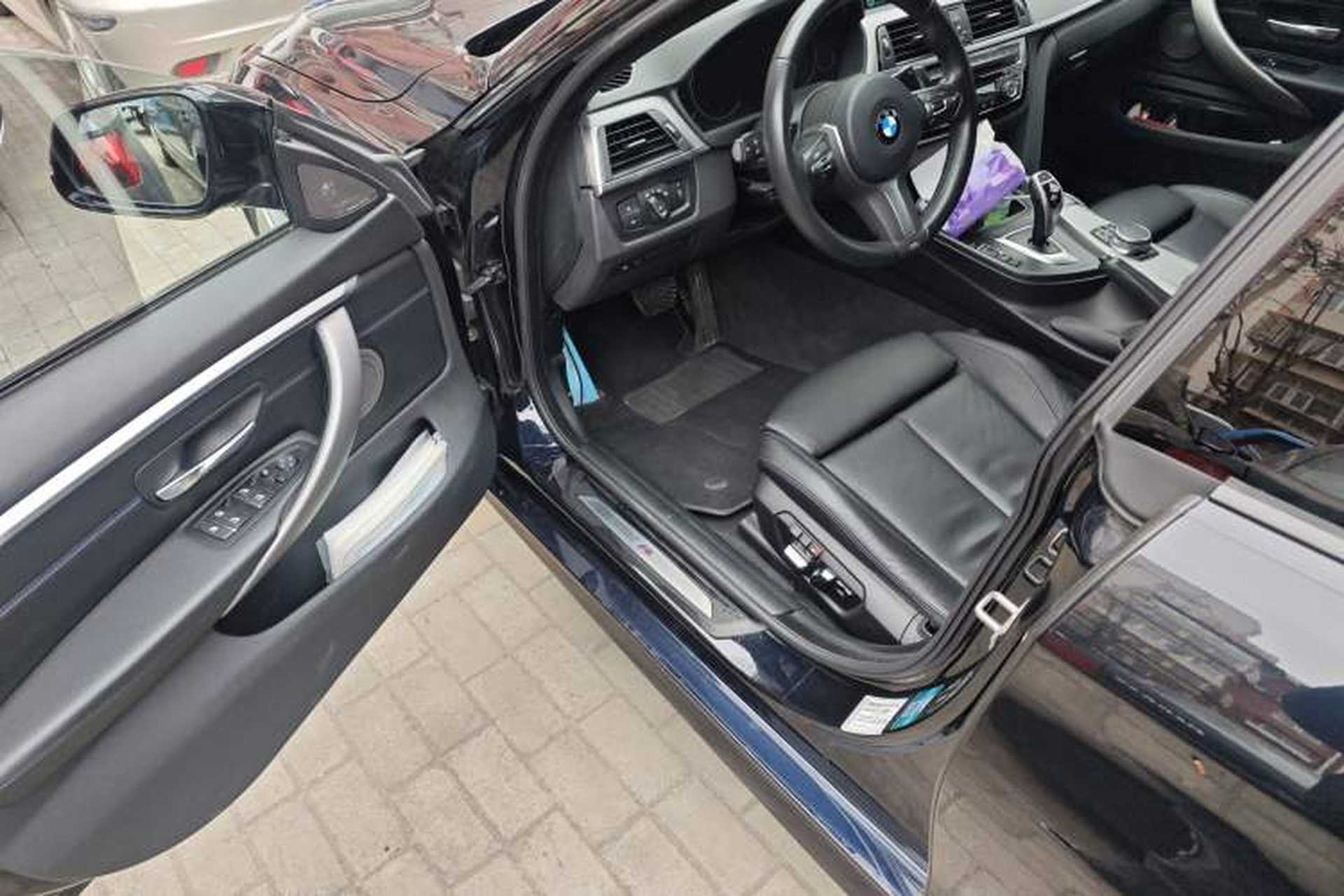 Used BMW 4 Series 2020 425i Gran Coupe M Sport Night Edition Driver Seat