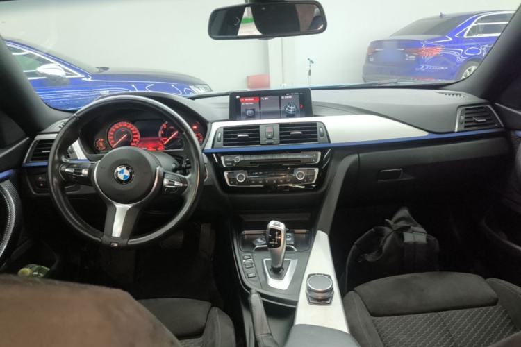 Used BMW 4 Series 2020 425i Gran Coupe M Sport Package Center Console