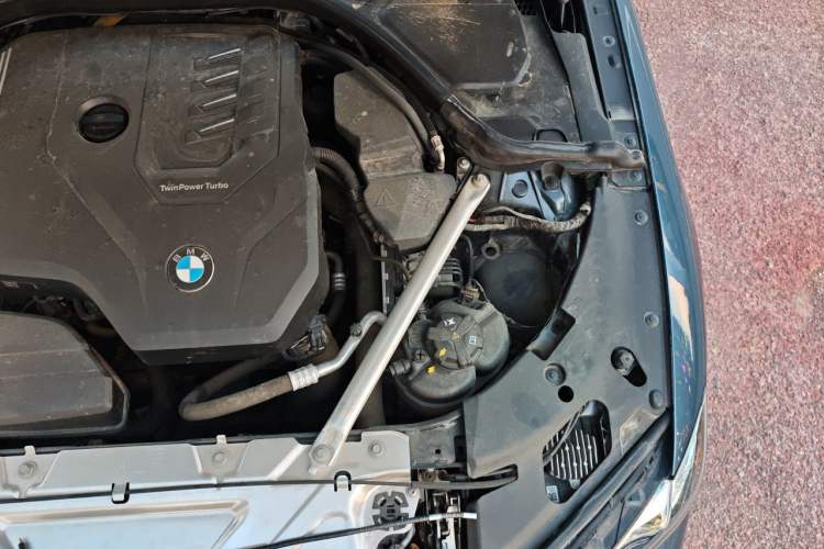 Used BMW 4 Series 2020 425i Gran Coupe M Sport Package Engine Bay Left