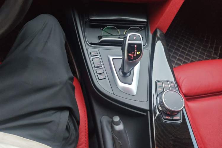Used BMW 4 Series 2020 430i Gran Coupe M Sport Night Edition Gear Lever