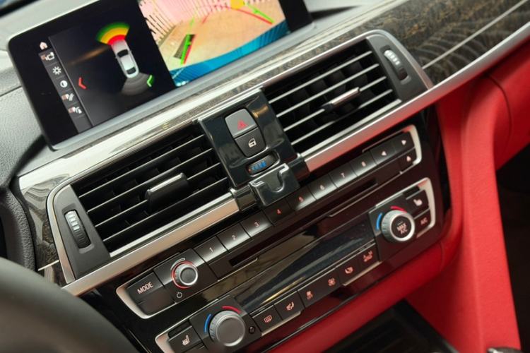 Used BMW 4 Series 2020 430i Gran Coupe M Sport Night Edition Interior 2