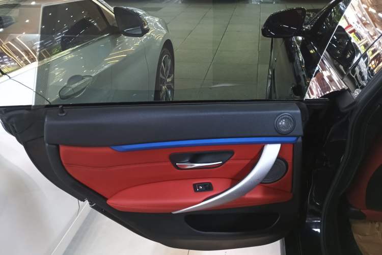 Used BMW 4 Series 2020 425i Gran Coupe M Sport Night Edition Left Rear Door Interior