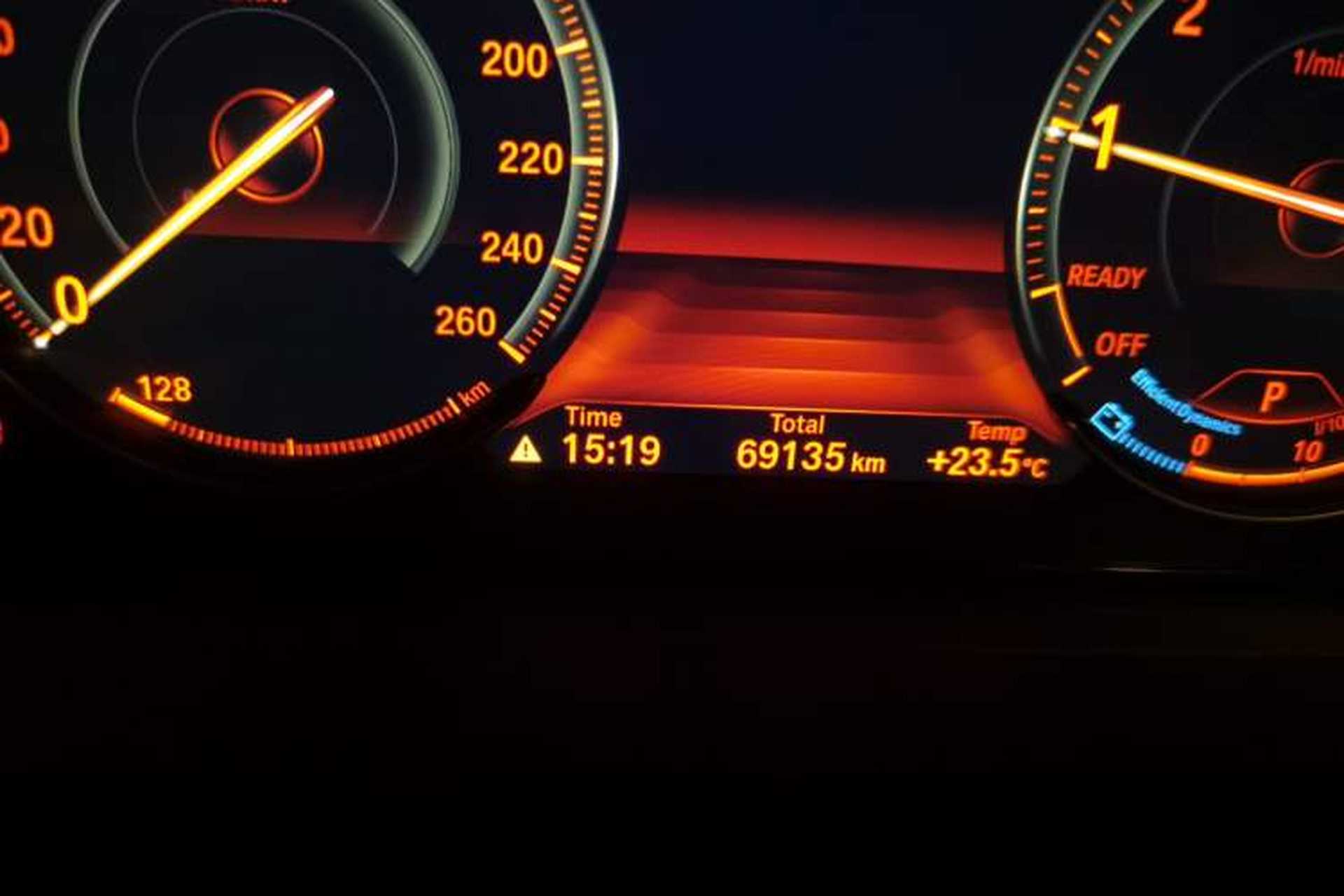 Used BMW 4 Series 2020 425i Gran Coupe M Sport Night Edition Odometer Close Up