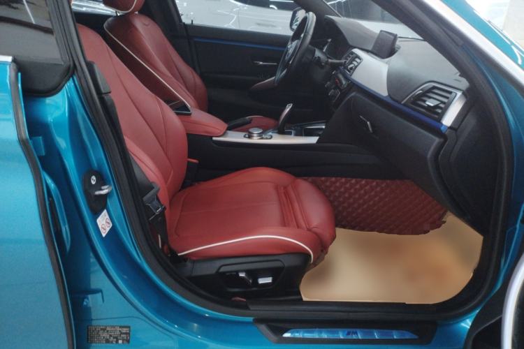 Used BMW 4 Series 2020 425i Gran Coupe M Sport Package Right Front Seat