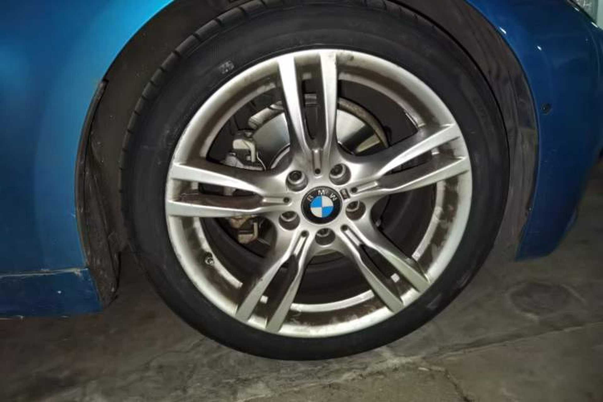 Used BMW 4 Series 2020 425i Gran Coupe M Sport Night Edition Right Front Wheel Hub