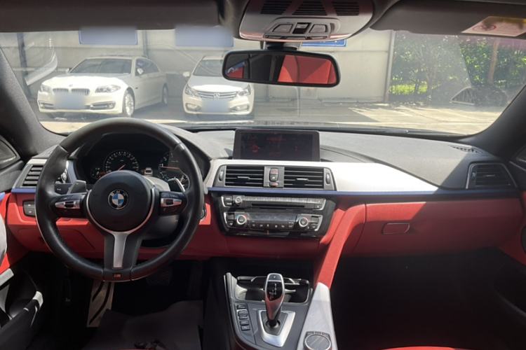 Used BMW 4 Series 2020 425i Gran Coupe M Sport Night Edition Interior 1