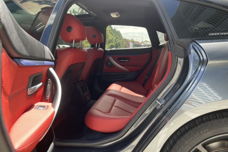Used BMW 4 Series 2020 425i Gran Coupe M Sport Night Edition Interior 4