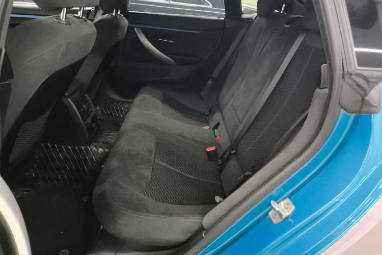 Used BMW 4 Series 2020 425i Gran Coupe M Sport Package Left Rear Seat