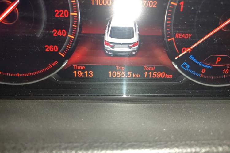 Used BMW 4 Series 2020 425i Gran Coupe M Sport Package Odometer Close Up