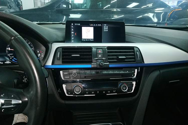 Used BMW 4 Series 2020 425i Gran Coupe M Sport Package Audio And AC Panel