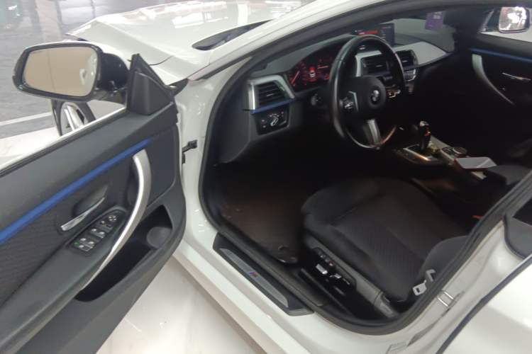 Used BMW 4 Series 2020 425i Gran Coupe M Sport Package Interior 3