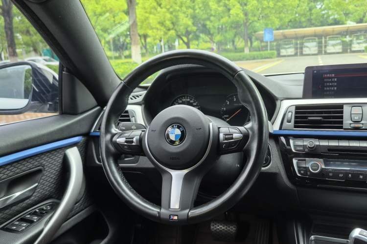 Used BMW 4 Series 2020 425i Gran Coupe M Sport Package Interior 4