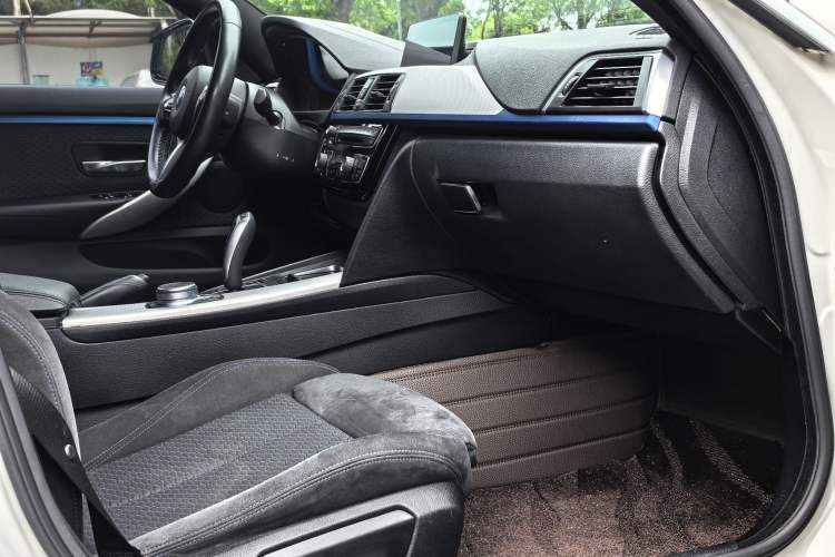 Used BMW 4 Series 2020 425i Gran Coupe M Sport Package Interior 6
