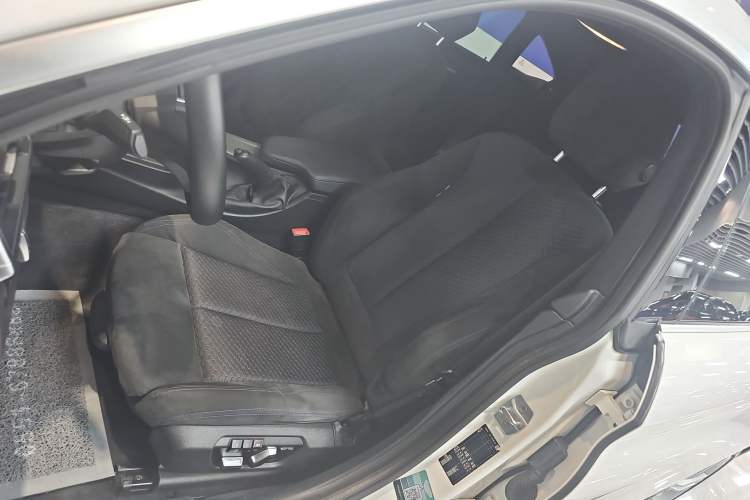 Used BMW 4 Series 2020 425i Gran Coupe M Sport Package Left Front Seat
