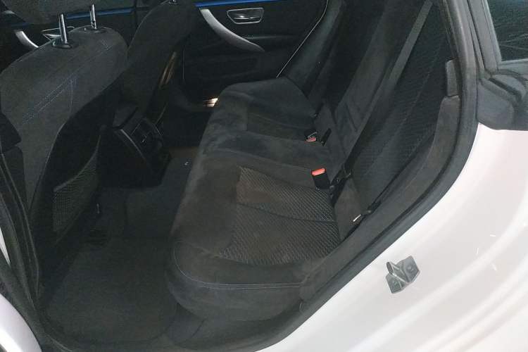 Used BMW 4 Series 2020 425i Gran Coupe M Sport Package Left Rear Seat