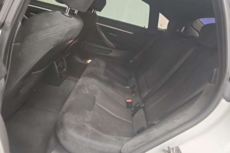 Used BMW 4 Series 2020 425i Gran Coupe M Sport Package Left Rear Seat