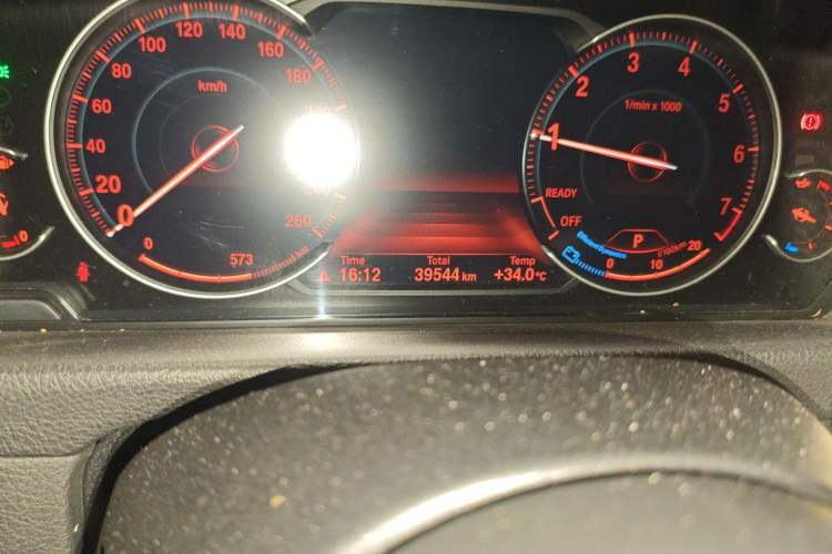 Used BMW 4 Series 2020 425i Gran Coupe M Sport Package Odometer Close Up