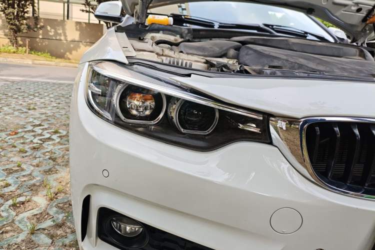 Used BMW 4 Series 2020 425i Gran Coupe M Sport Package Right Front Headlight