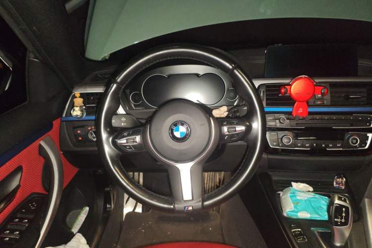 Used BMW 4 Series 2020 425i Gran Coupe M Sport Package Steering Wheel