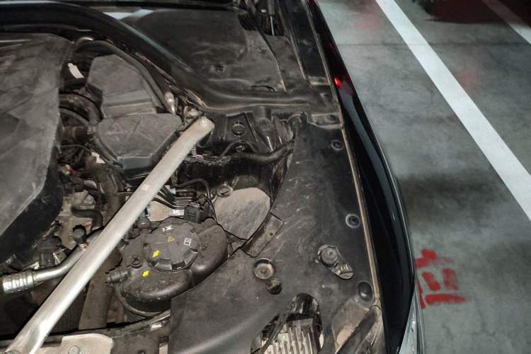 Used BMW 4 Series 2021 425i M Sport Package Engine Bay Left