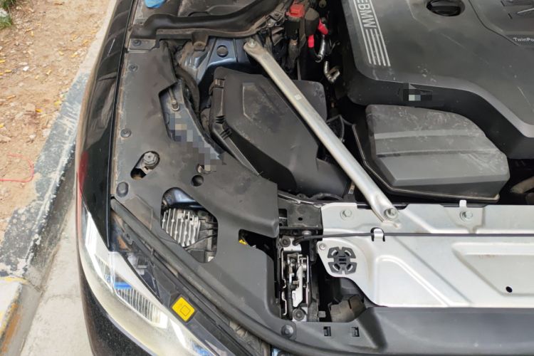 Used BMW 4 Series 2021 Restyled 425i M Sport Night Edition Engine Bay Right