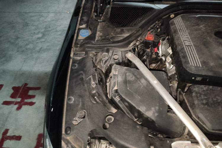 Used BMW 4 Series 2021 425i M Sport Package Engine Bay Right