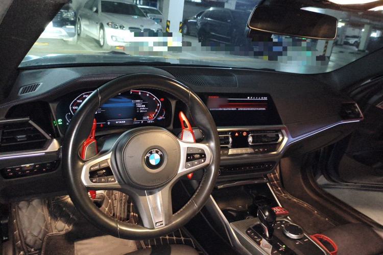 Used BMW 4 Series 2021 425i M Sport Night Edition Center Console