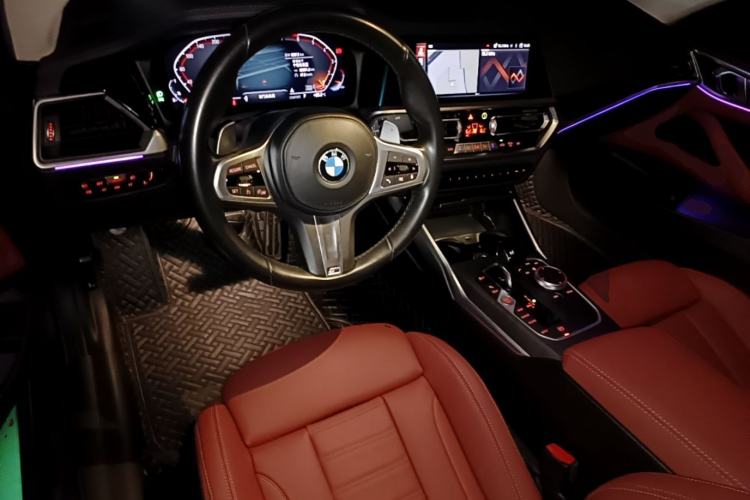 Used BMW 4 Series 2021 425i M Sport Package Center Console