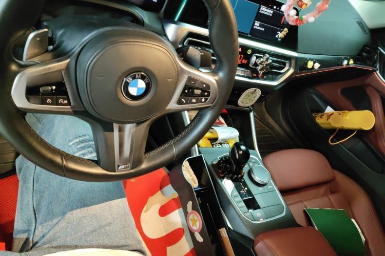 Used BMW 4 Series 2021 425i M Sport Package Center Console