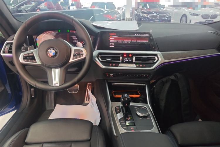 Used BMW 4 Series 2021 Restyled 425i M Sport Night Edition Center Console