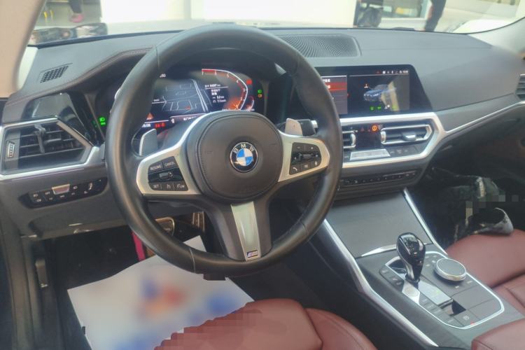 Used BMW 4 Series 2021 425i M Sport Package Center Console