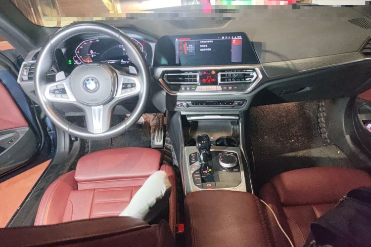 Used BMW 4 Series 2021 425i M Sport Night Edition Center Console