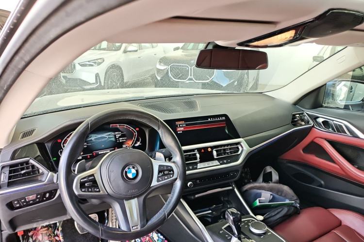 Used BMW 4 Series 2021 425i M Sport Package Center Console