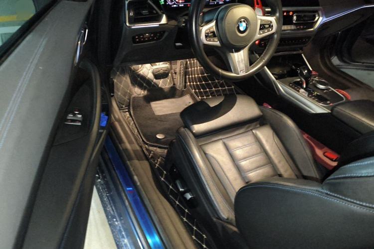 Used BMW 4 Series 2021 425i M Sport Night Edition Driver Seat
