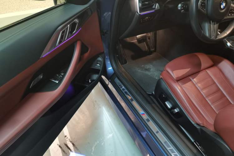 Used BMW 4 Series 2021 425i M Sport Night Edition Driver Seat