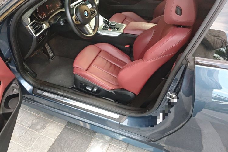 Used BMW 4 Series 2021 425i M Sport Night Edition Driver Seat