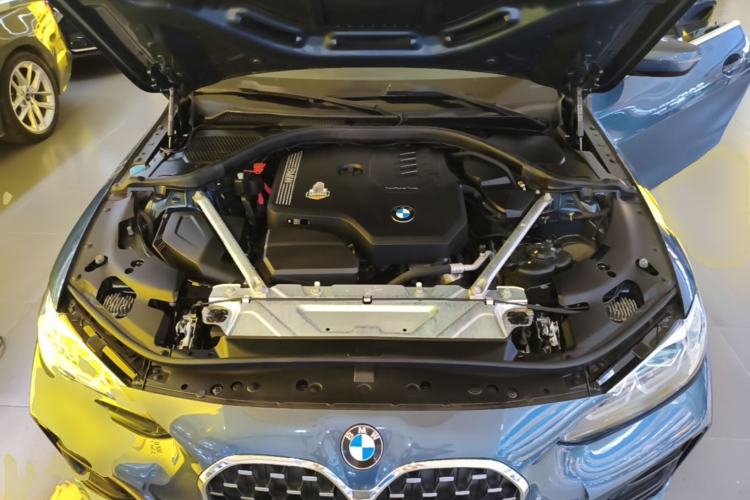 Used BMW 4 Series 2021 Restyled 425i M Sport Package Engine Bay