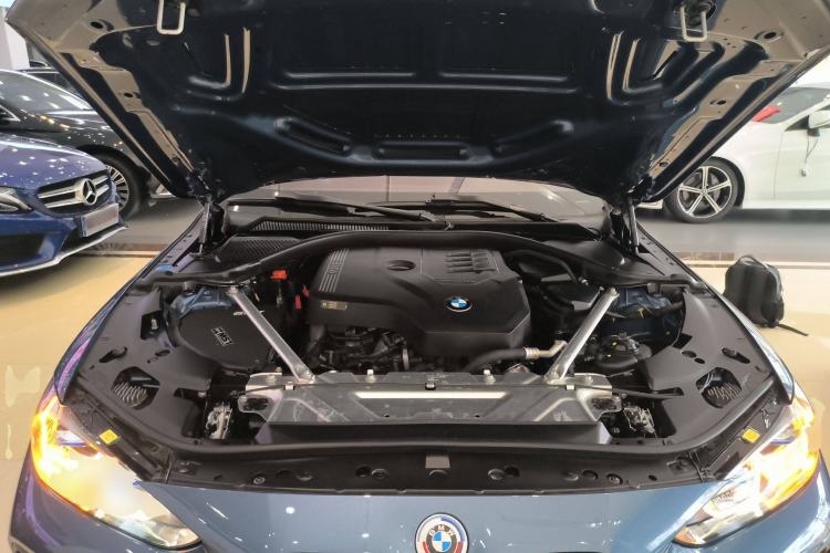 Used BMW 4 Series 2021 425i M Sport Night Edition Engine Bay