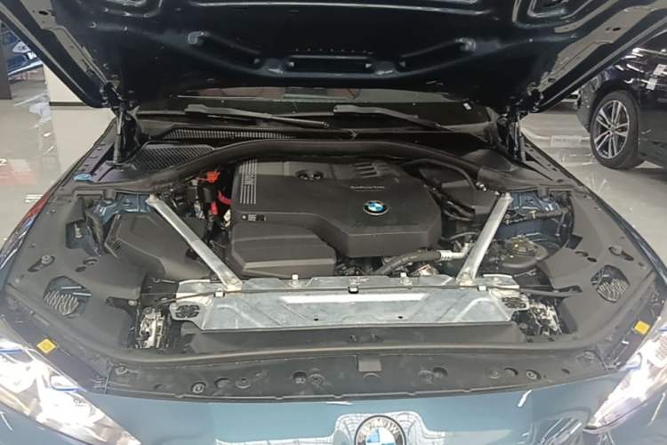 Used BMW 4 Series 2021 425i M Sport Night Edition Engine Bay