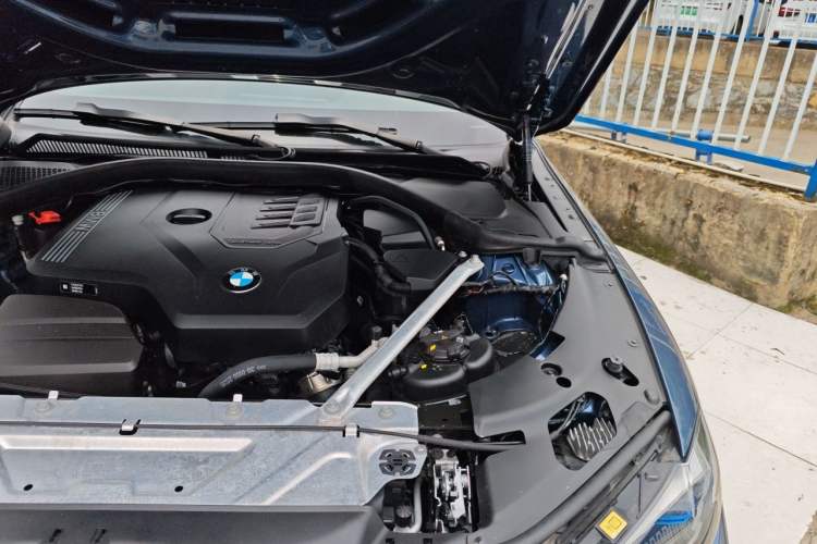 Used BMW 4 Series 2021 425i M Sport Night Edition Engine Bay Left