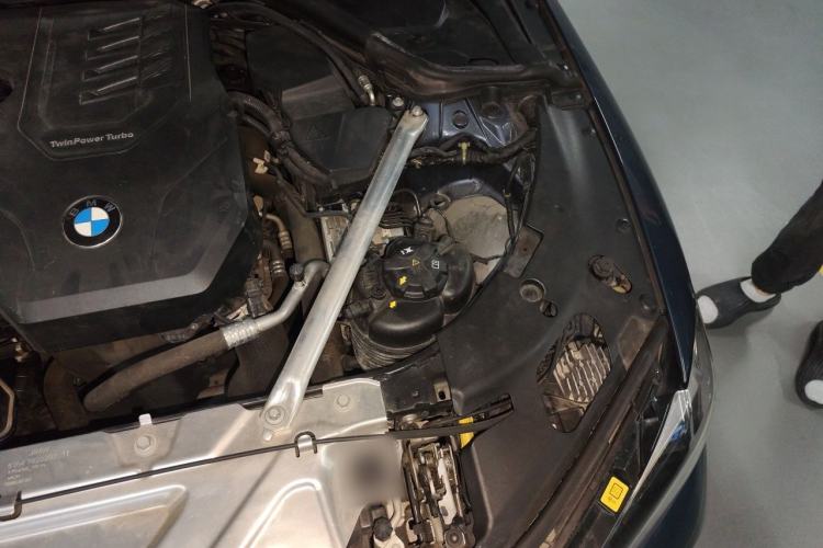 Used BMW 4 Series 2021 425i M Sport Night Edition Engine Bay Left