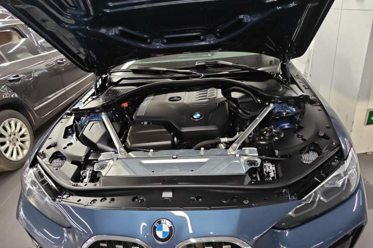 Used BMW 4 Series 2021 425i M Sport Night Edition Engine Bay