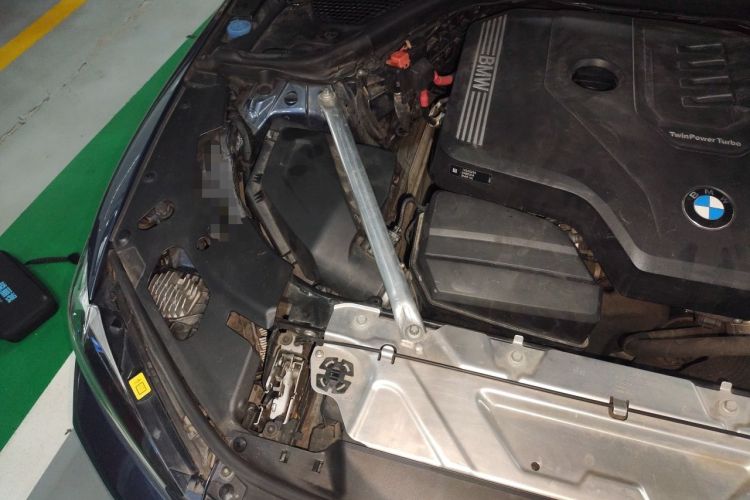 Used BMW 4 Series 2021 425i M Sport Night Edition Engine Bay Right