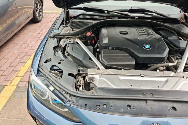 Used BMW 4 Series 2021 425i M Sport Night Edition Engine Bay Right